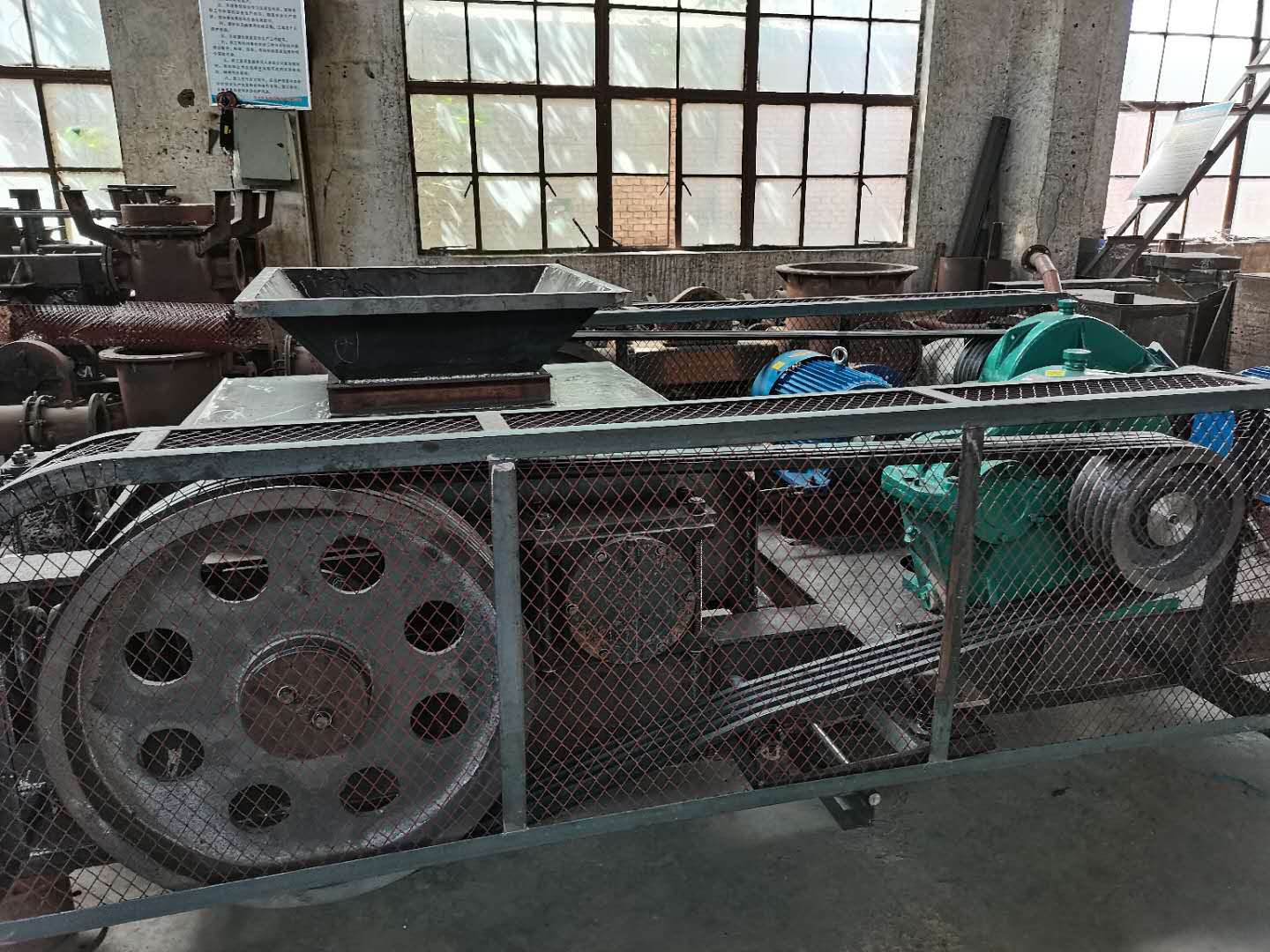 對輥式破碎機 對輥式破碎機